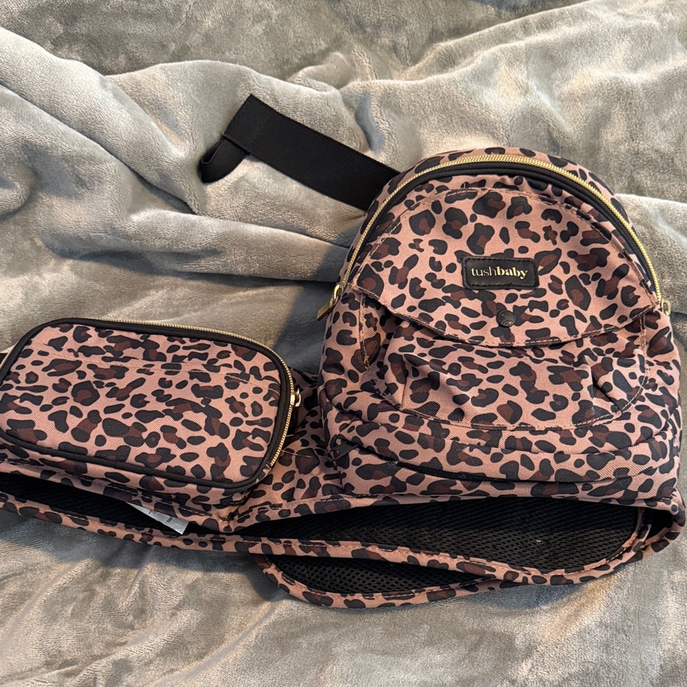 Tush baby Hip Carrier